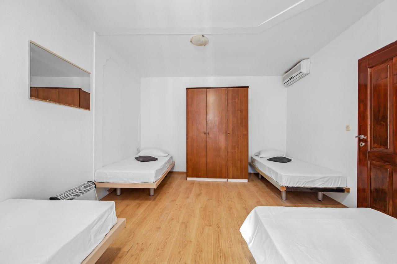 Pula Hostel Kültér fotó