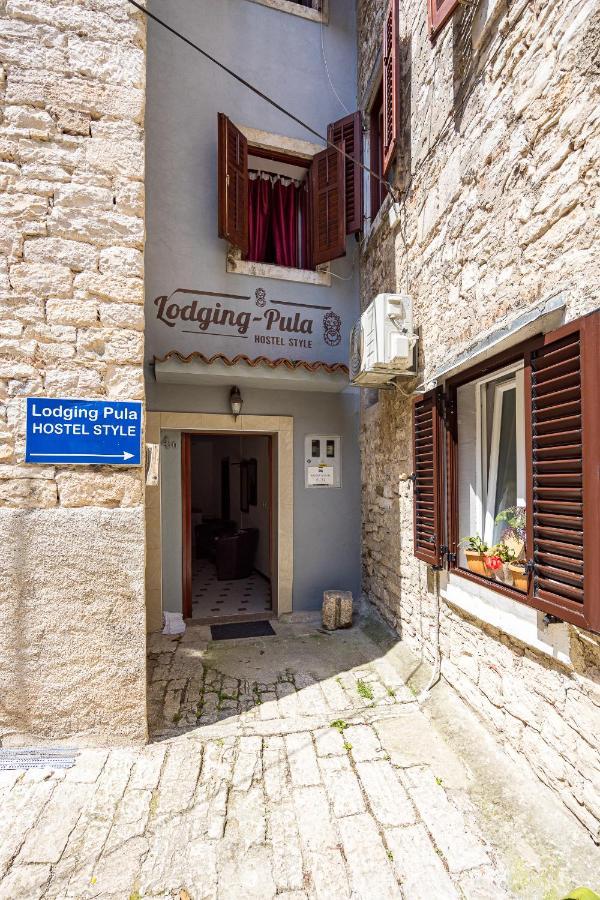 Pula Hostel Kültér fotó