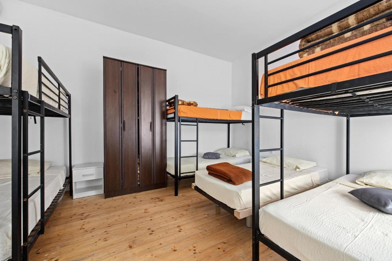 Pula Hostel Kültér fotó